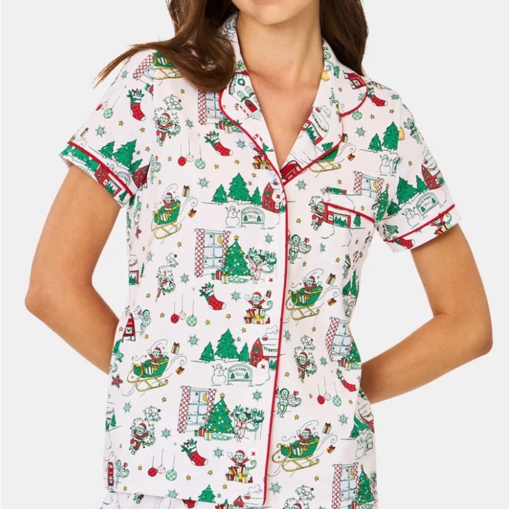 Roller Rabbit White and Green Holiday Pajama Set